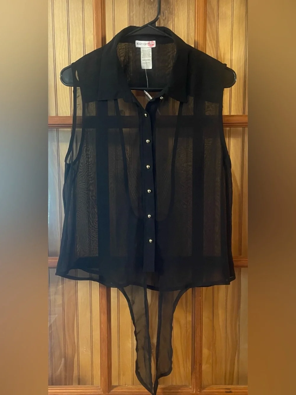Black Sheer Sleeveless Button-Front Top - Picture 2 of 3